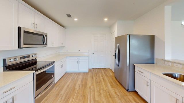 882 Breakwater Drive, Princeton, TX 75407
