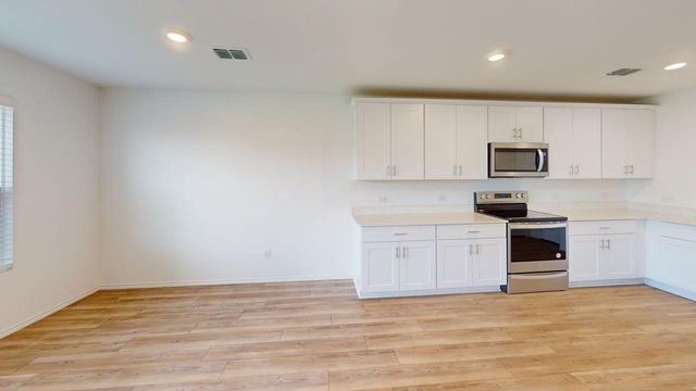 882 Breakwater Drive, Princeton, TX 75407