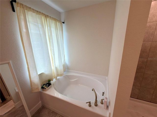 2108 CARTGATE LANE, Winter Haven, FL 33884