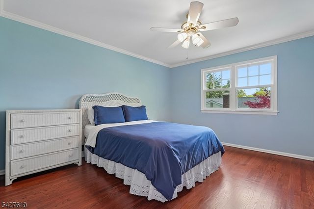 44 LONDONDERRY WAY, Summit City, NJ 07901