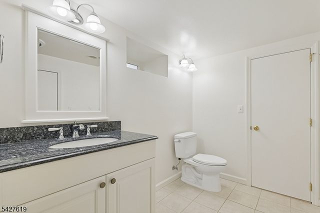 44 LONDONDERRY WAY, Summit City, NJ 07901