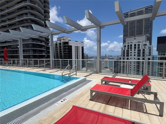 1100 S Miami Ave 3005, Miami, FL 33130