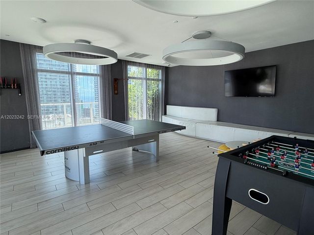 1100 S Miami Ave 3005, Miami, FL 33130