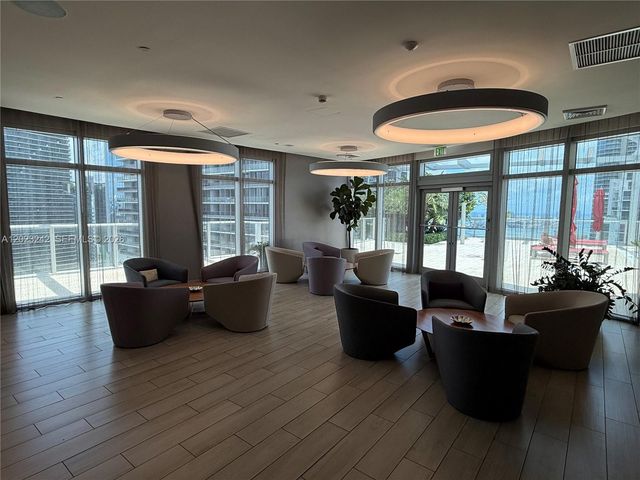 1100 S Miami Ave 3005, Miami, FL 33130