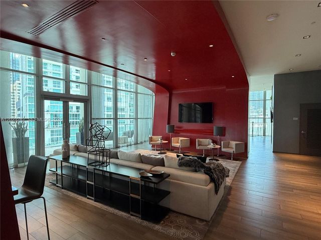 1100 S Miami Ave 3005, Miami, FL 33130