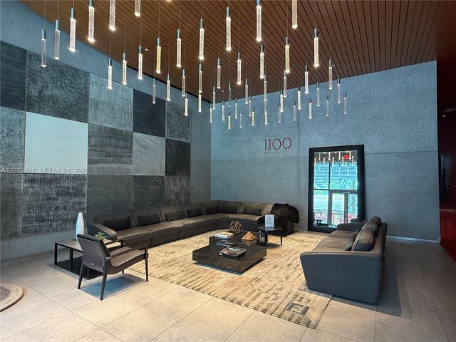 1100 S Miami Ave 3005, Miami, FL 33130