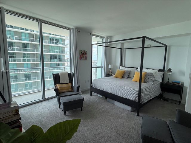 1100 S Miami Ave 3005, Miami, FL 33130