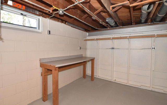 3472 E Ryan ROAD, Oak Creek, WI 53154