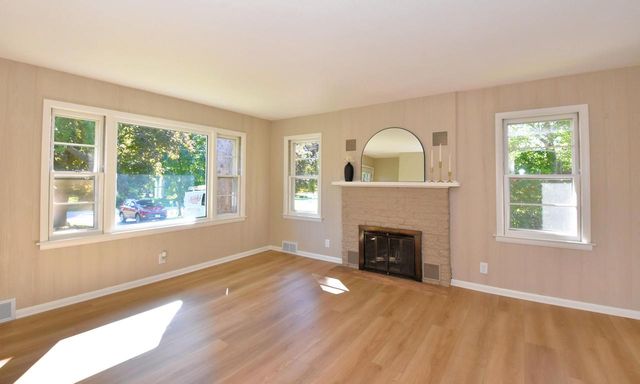 3472 E Ryan ROAD, Oak Creek, WI 53154