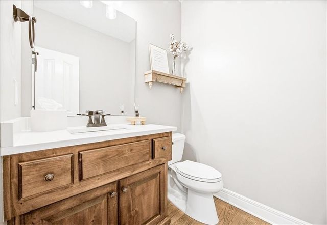 12512 S Gleason Road, Olathe, KS 66061