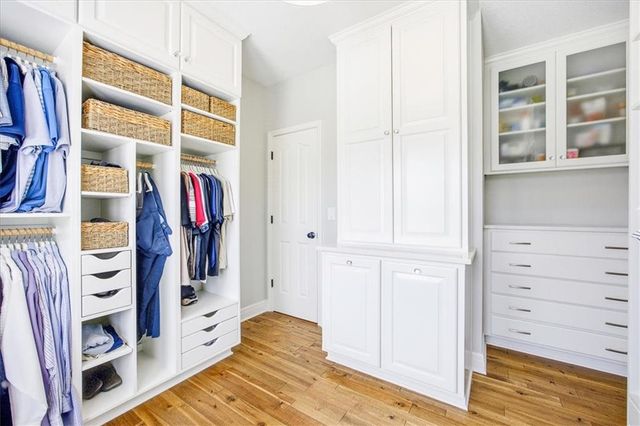 12512 S Gleason Road, Olathe, KS 66061