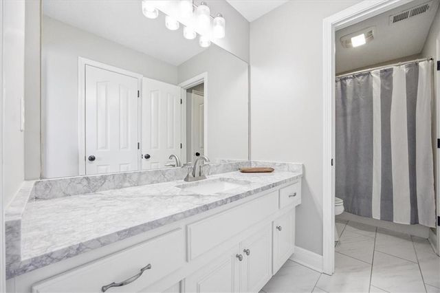 12512 S Gleason Road, Olathe, KS 66061