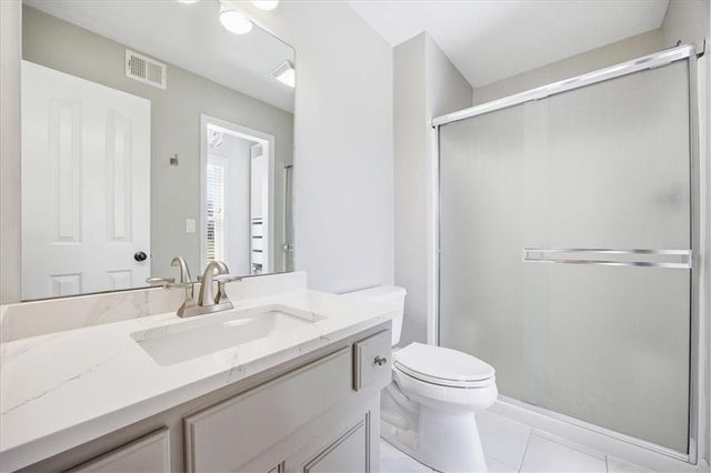 12512 S Gleason Road, Olathe, KS 66061