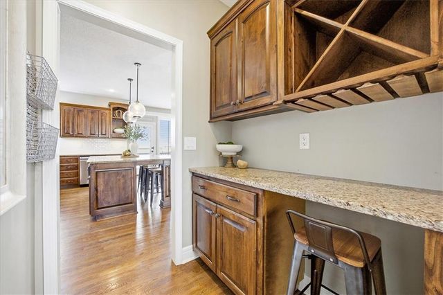 12512 S Gleason Road, Olathe, KS 66061