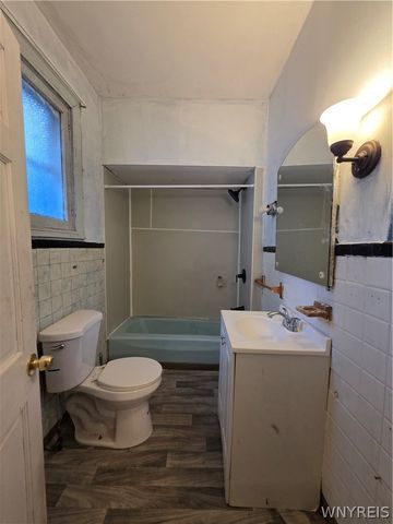 301 Peach Street, Buffalo, NY 14204