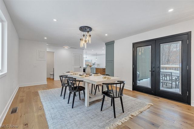 12306 The Bluffs, Strongsville, OH 44136