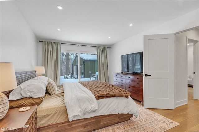 12306 The Bluffs, Strongsville, OH 44136