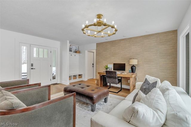 12306 The Bluffs, Strongsville, OH 44136