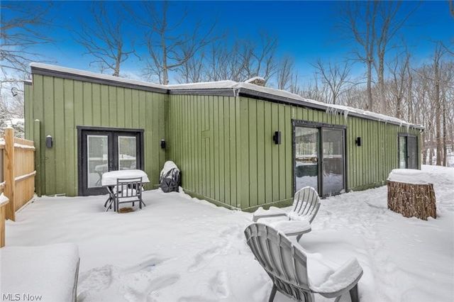 12306 The Bluffs, Strongsville, OH 44136