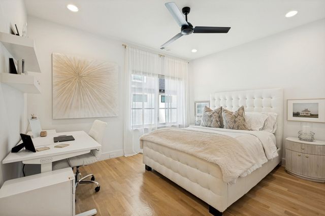 4220 Hawthorne Avenue 103, Dallas, TX 75219