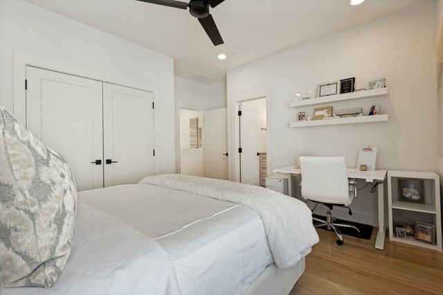 4220 Hawthorne Avenue 103, Dallas, TX 75219