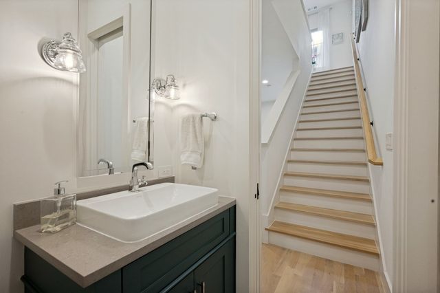 4220 Hawthorne Avenue 103, Dallas, TX 75219