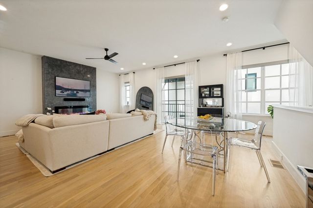 4220 Hawthorne Avenue 103, Dallas, TX 75219