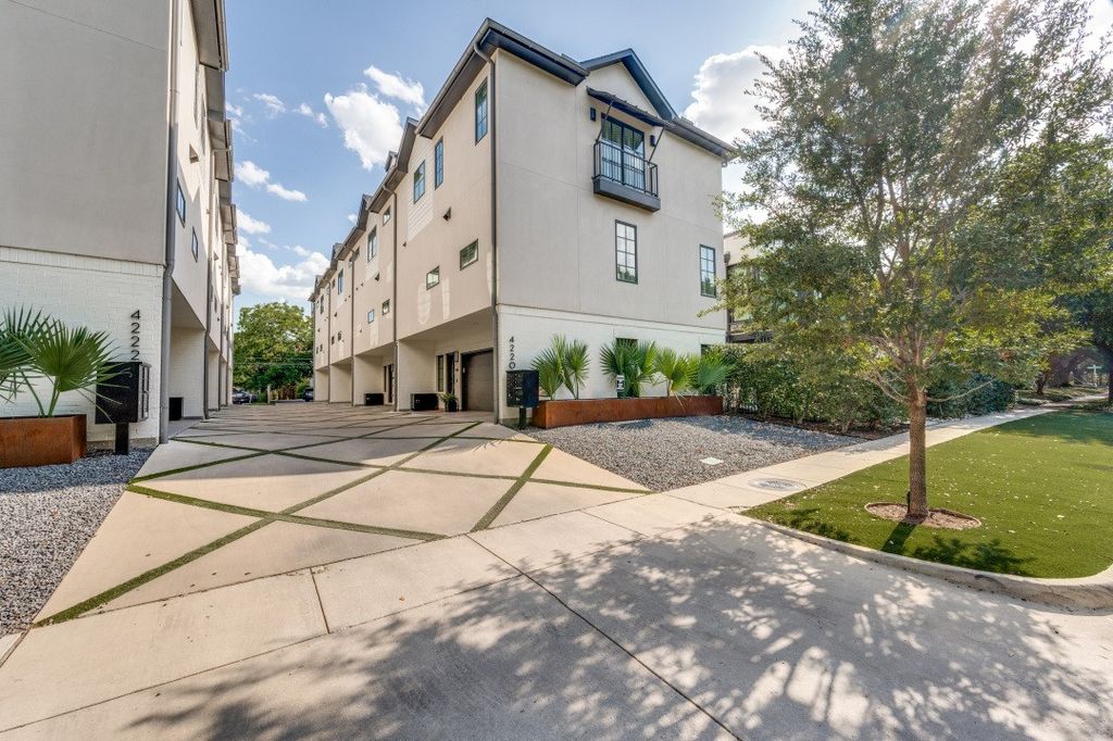 4220 Hawthorne Avenue 103, Dallas, TX 75219
