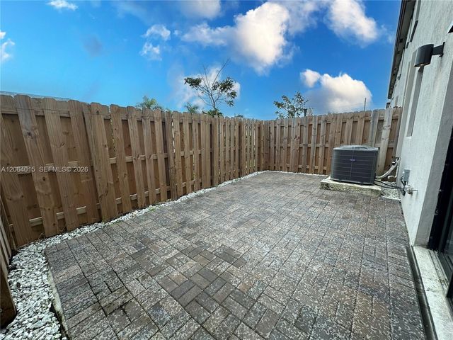 967 NE 211th Street, Miami, FL 33179