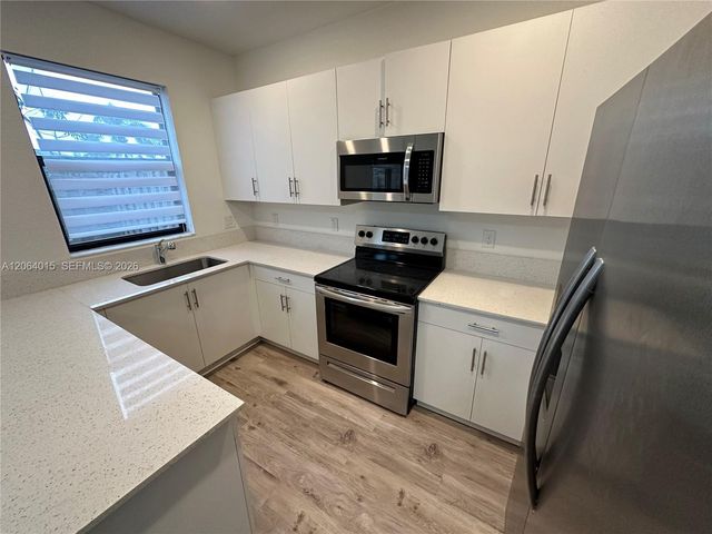 967 NE 211th Street, Miami, FL 33179