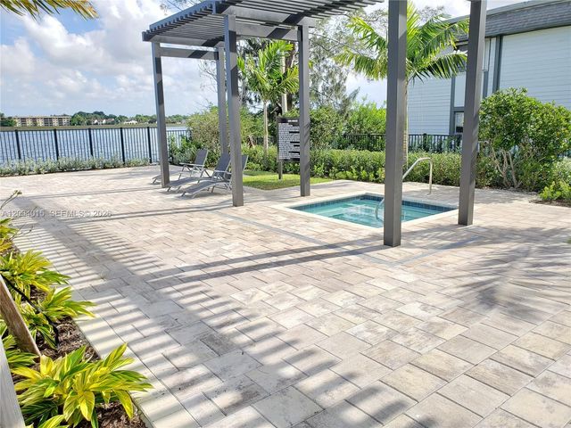 967 NE 211th Street, Miami, FL 33179
