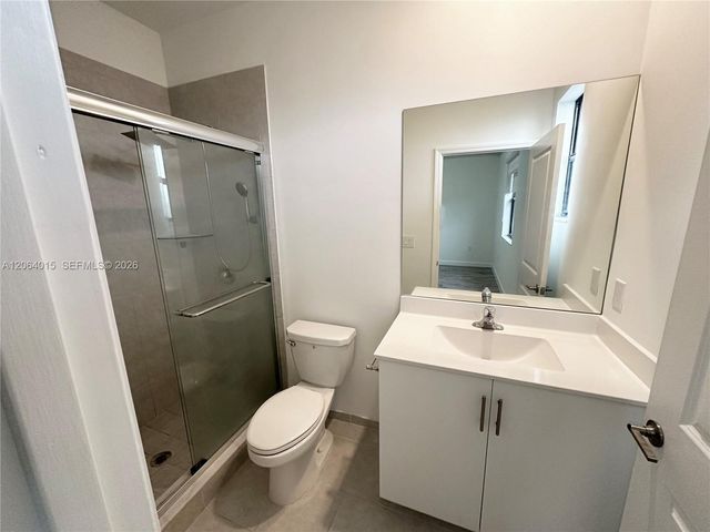 967 NE 211th Street, Miami, FL 33179