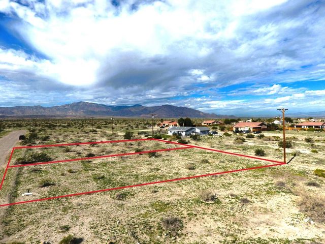 1570 Arctic Avenue, Thermal, CA 92274