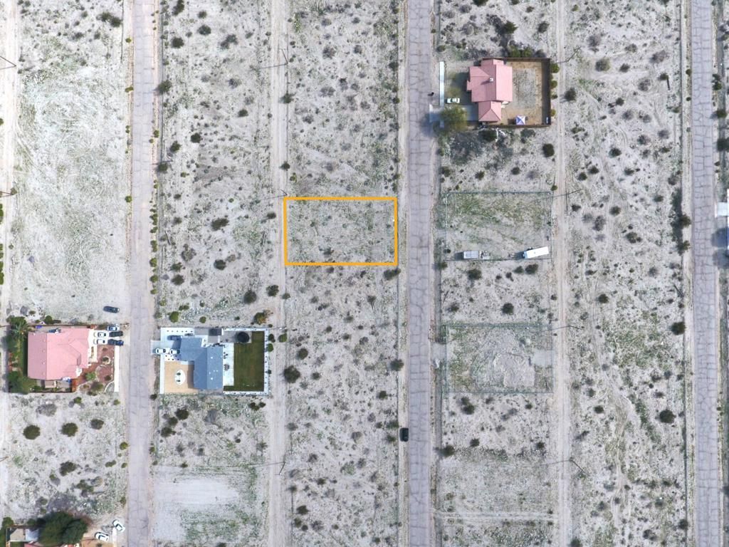 1570 Arctic Avenue, Thermal, CA 92274