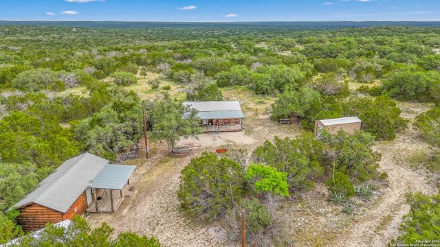 932 Shin Oak, Menard, TX 76859
