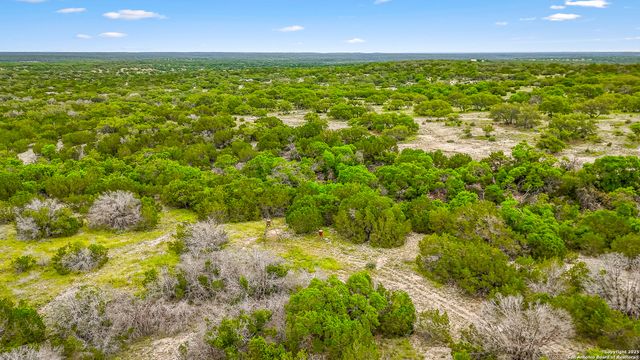 932 Shin Oak, Menard, TX 76859
