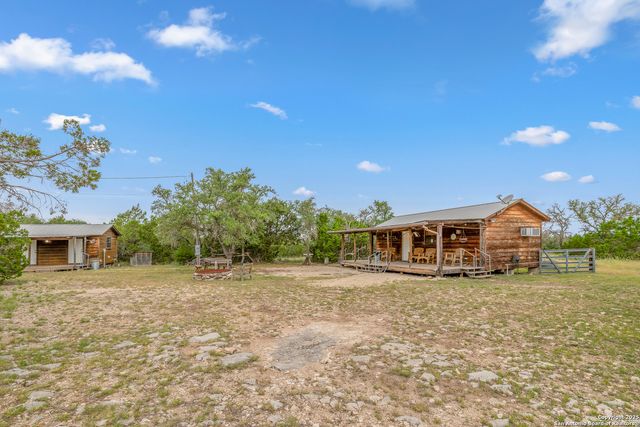 932 Shin Oak, Menard, TX 76859