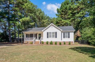 41 Starcroft Drive, Fuquay Varina, NC 27526