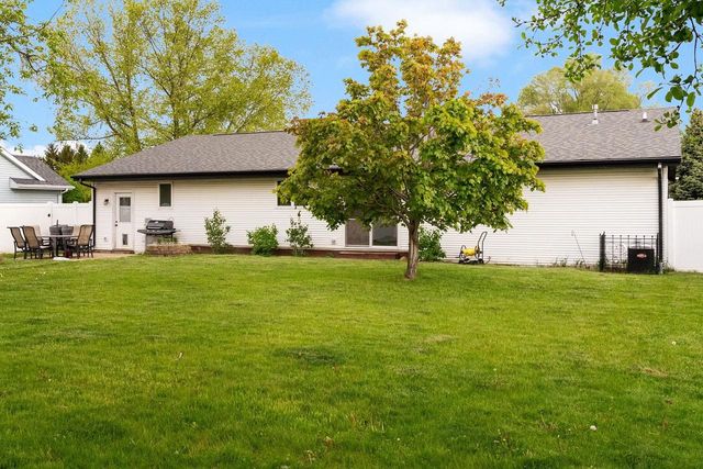 3741 Balmoral Drive, Janesville, WI 53548