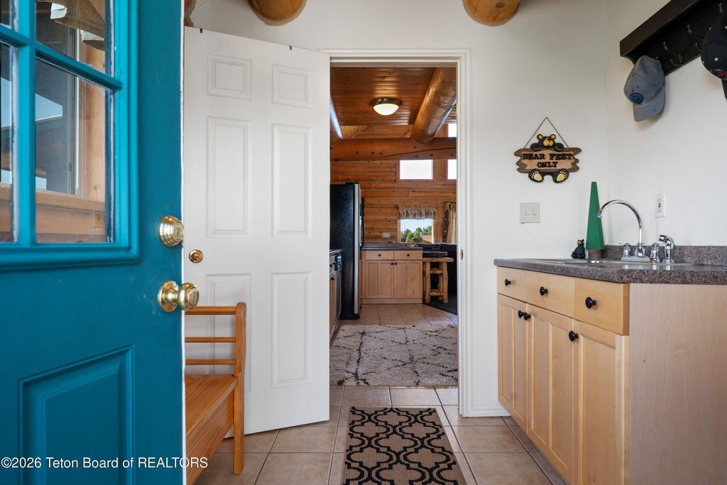 1102 PINE VIEW Lane, Driggs, ID 83422 photo 13