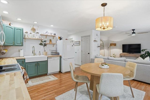 39 Ridgeview Road, Fairfax, VT 05448