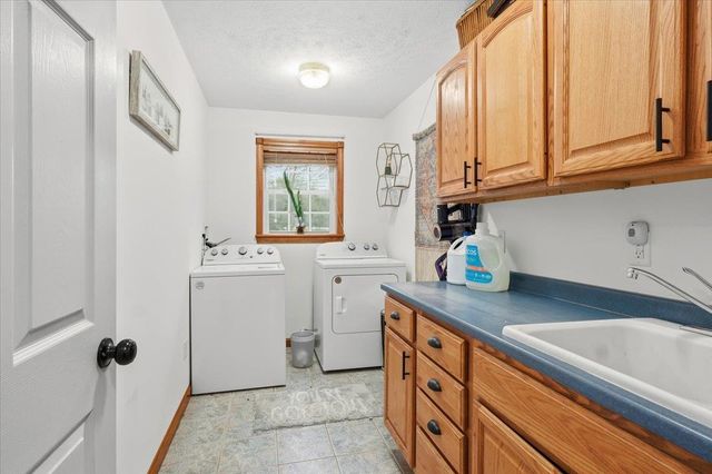 39 Ridgeview Road, Fairfax, VT 05448