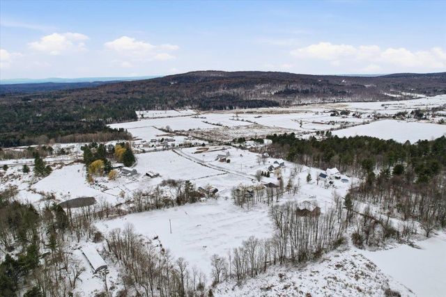 39 Ridgeview Road, Fairfax, VT 05448