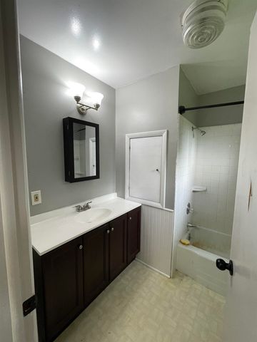 16350 Oakley Road, Chesaning, MI 48616