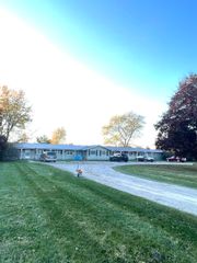 16350 Oakley Road, Chesaning, MI 48616