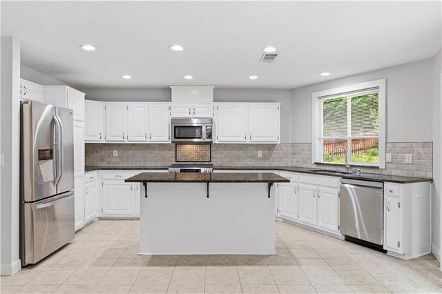 2824 Carriage Rowe, Duluth, GA 30096