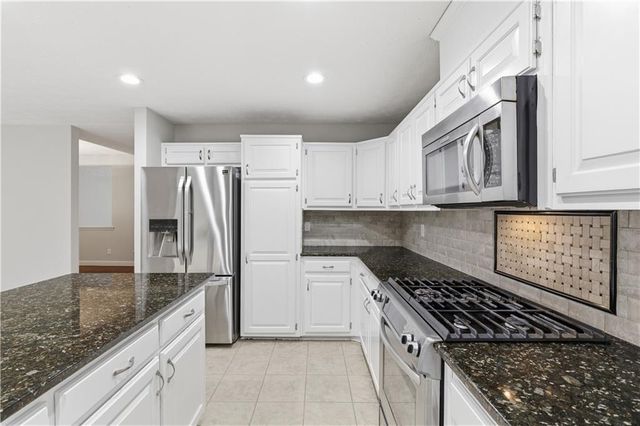 2824 Carriage Rowe, Duluth, GA 30096
