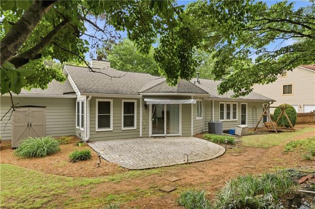 2824 Carriage Rowe, Duluth, GA 30096