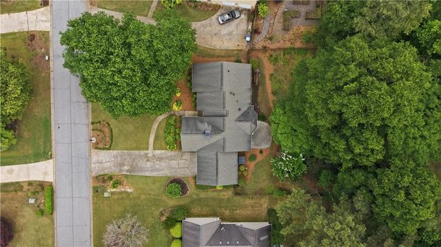 2824 Carriage Rowe, Duluth, GA 30096