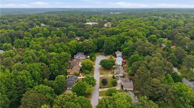 2824 Carriage Rowe, Duluth, GA 30096